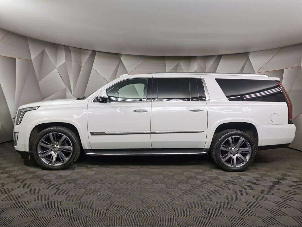 Cadillac Escalade с пробегом — 2016 год. Фото: #4