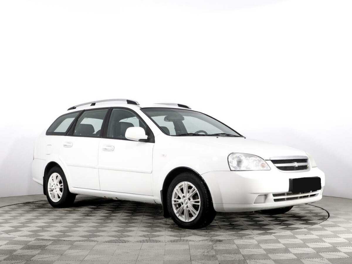 Chevrolet Lacetti с пробегом — 2012 год. Фото: #2