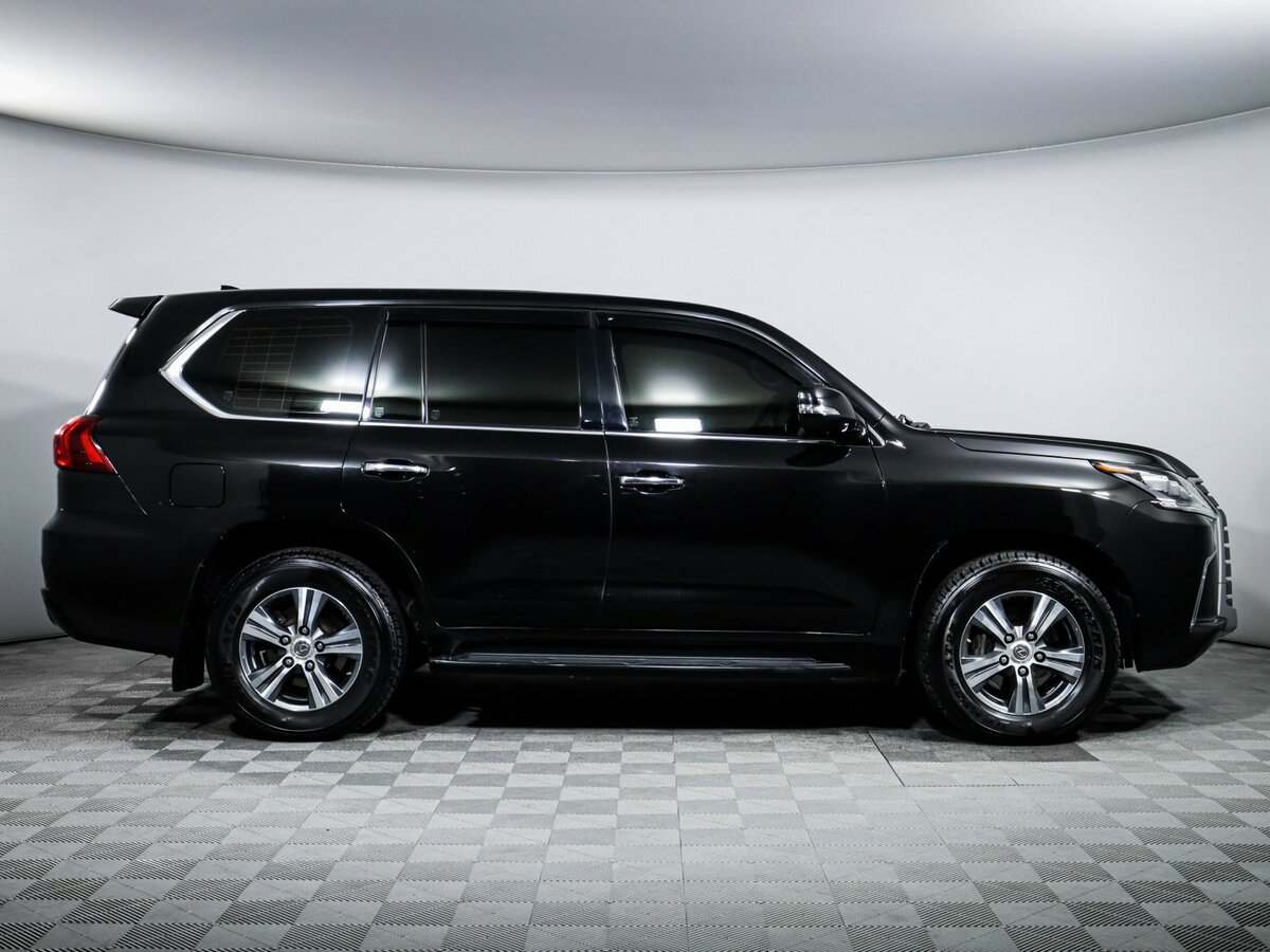 Lexus LX с пробегом — 2019 год. Фото: #3