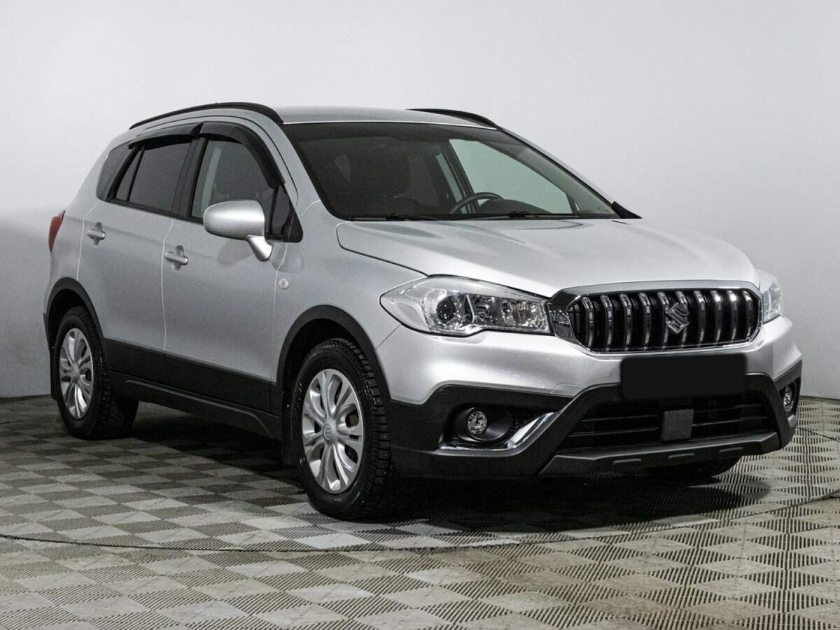 Suzuki SX4 с пробегом — 2016 год. Фото: #2