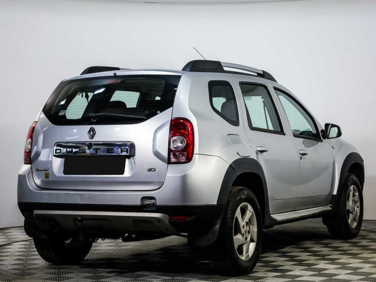 Renault Duster с пробегом — 2013 год. Фото: #3