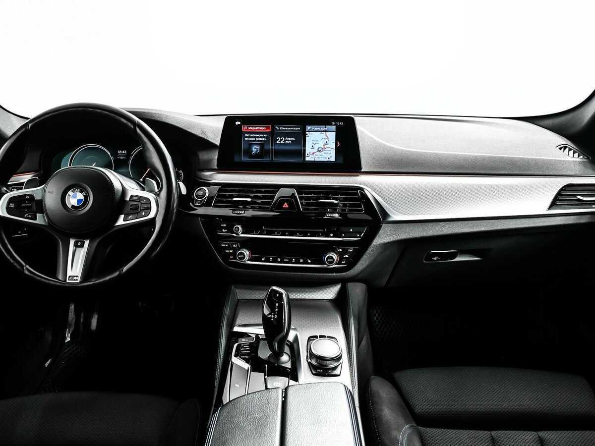 BMW 5 серии с пробегом — 2018 год. Фото: #10