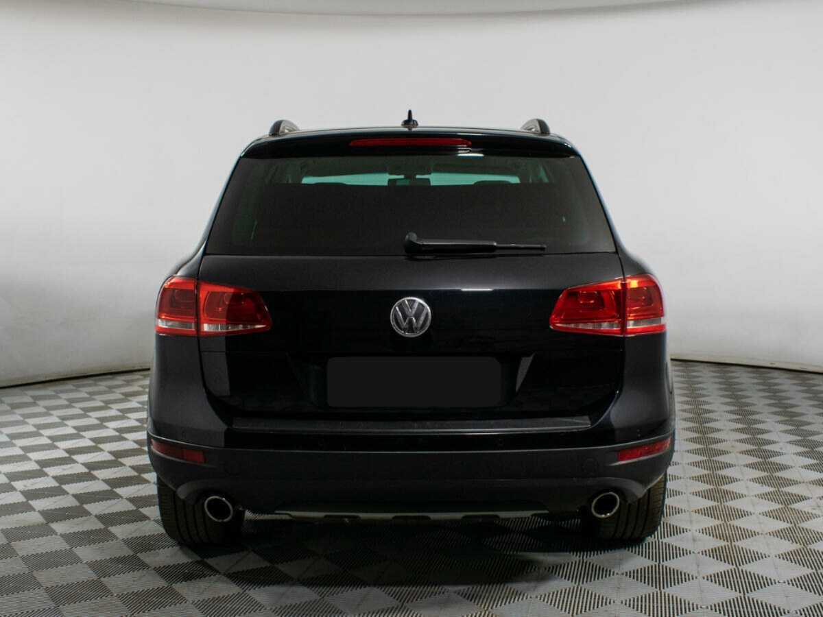 Volkswagen Touareg с пробегом — 2010 год. Фото: #4