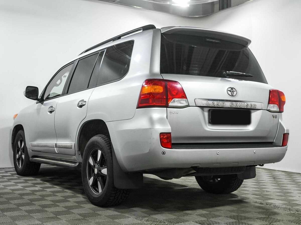 Toyota Land Cruiser с пробегом — 2012 год. Фото: #5