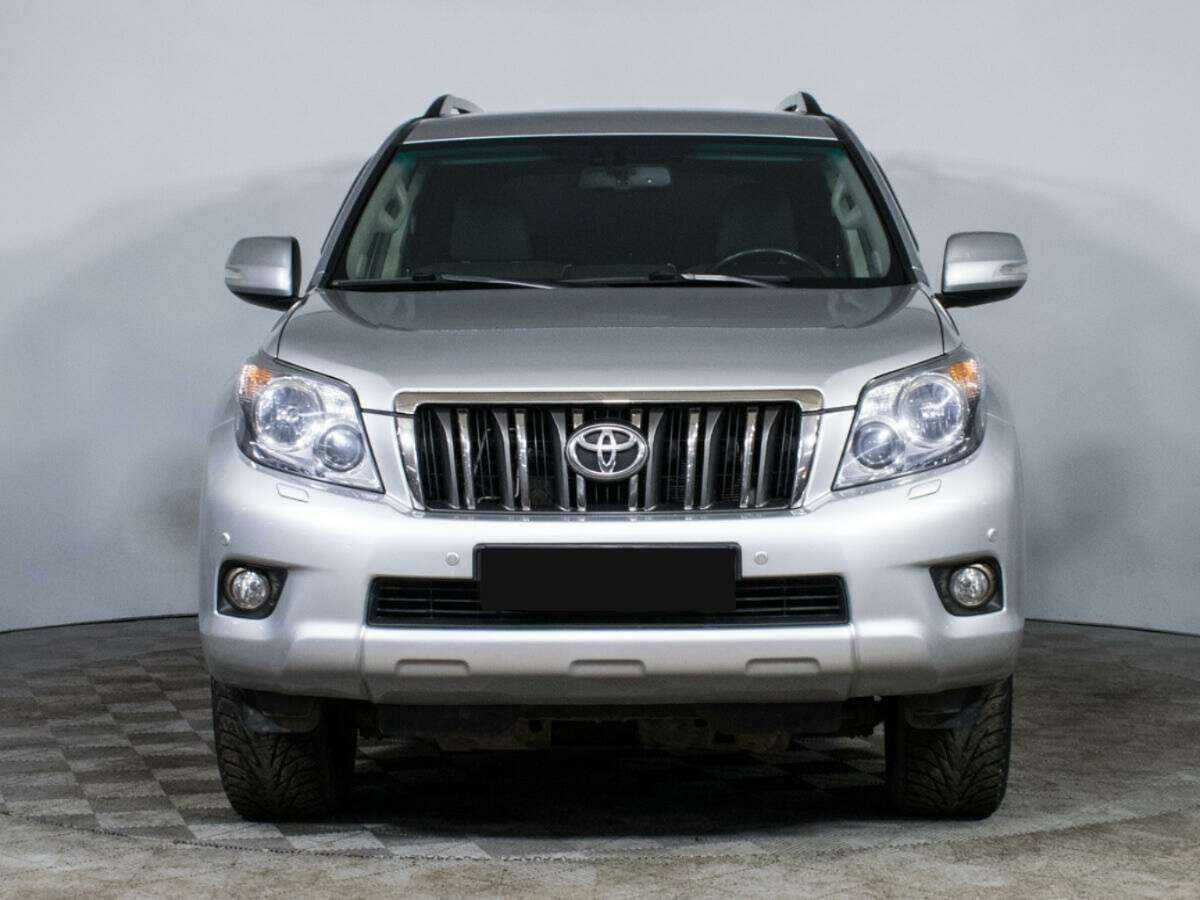 Toyota Land Cruiser Prado с пробегом — 2011 год. Фото: #1
