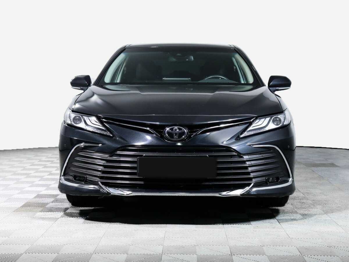 Toyota Camry с пробегом — 2023 год. Фото: #1