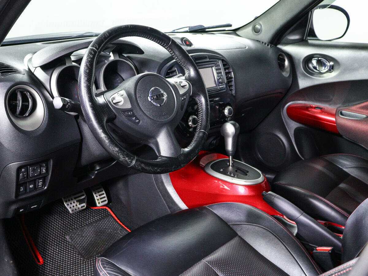 Nissan Juke с пробегом — 2011 год. Фото: #13
