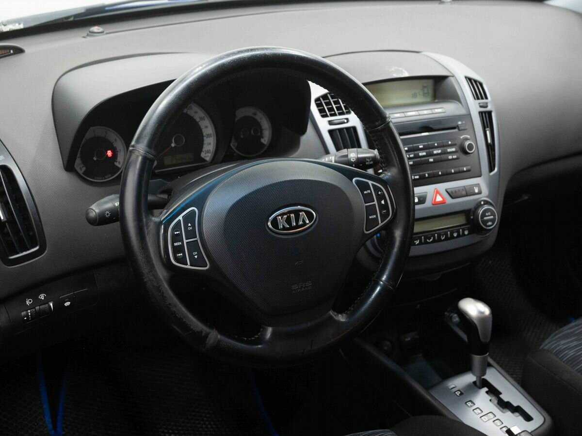 Kia Ceed с пробегом — 2008 год. Фото: #11