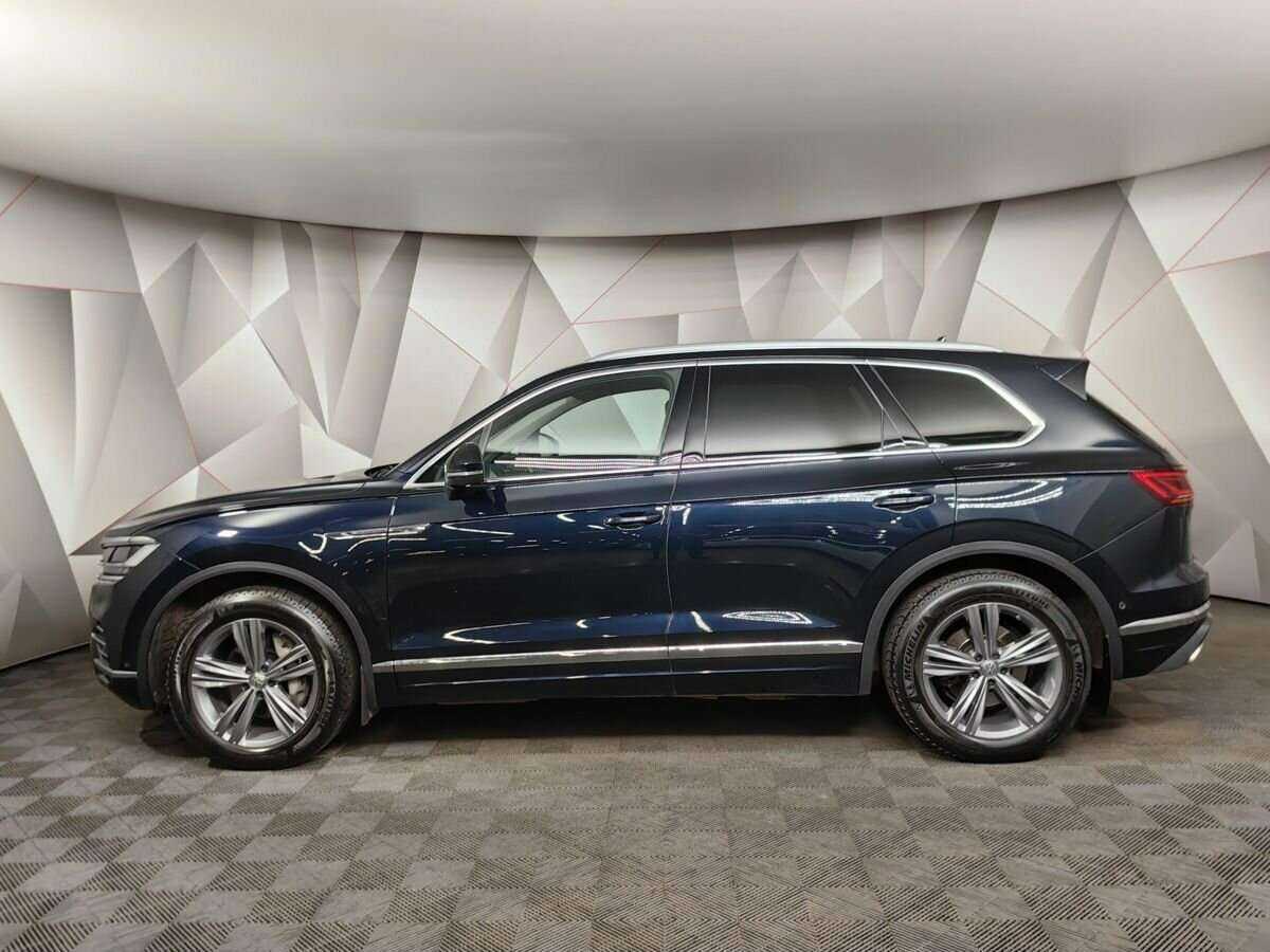 Volkswagen Touareg с пробегом — 2019 год. Фото: #4