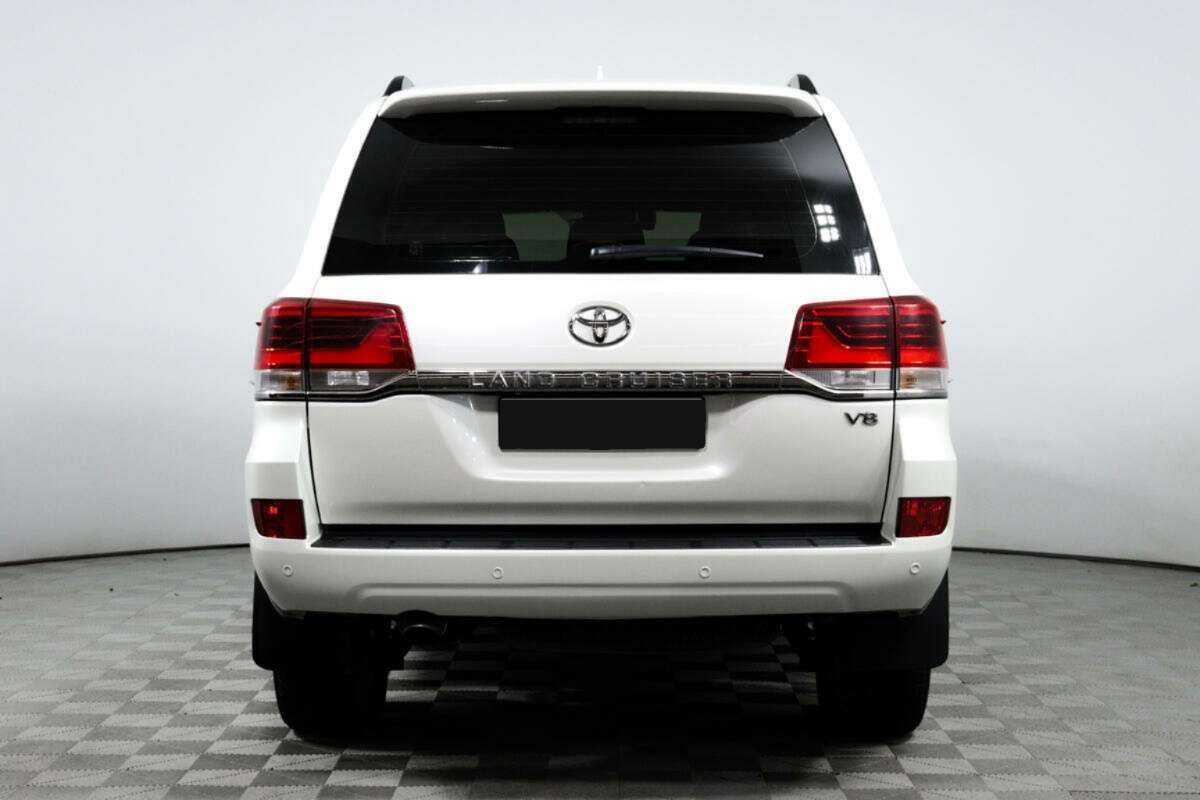 Toyota Land Cruiser с пробегом — 2016 год. Фото: #5