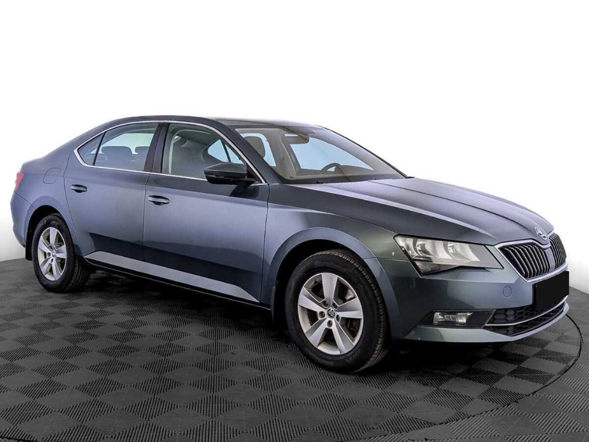 Skoda Superb с пробегом — 2019 год. Фото: #2