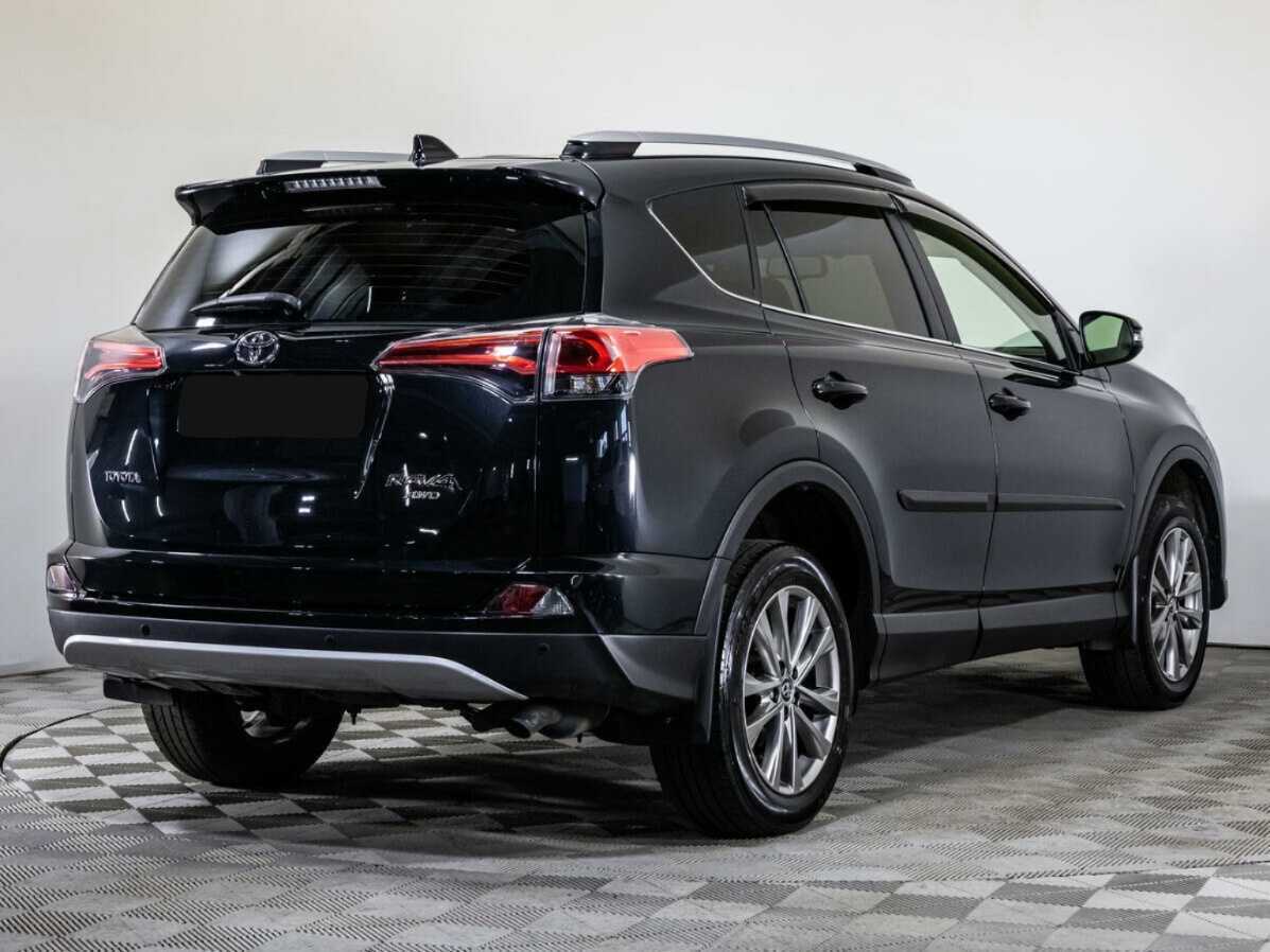 Toyota RAV4 с пробегом — 2016 год. Фото: #4