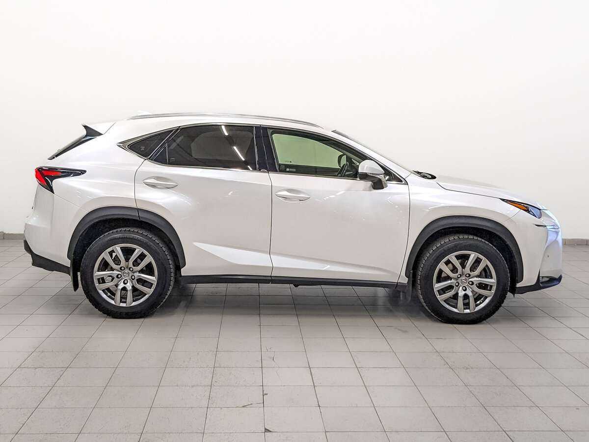 Lexus NX с пробегом — 2017 год. Фото: #3
