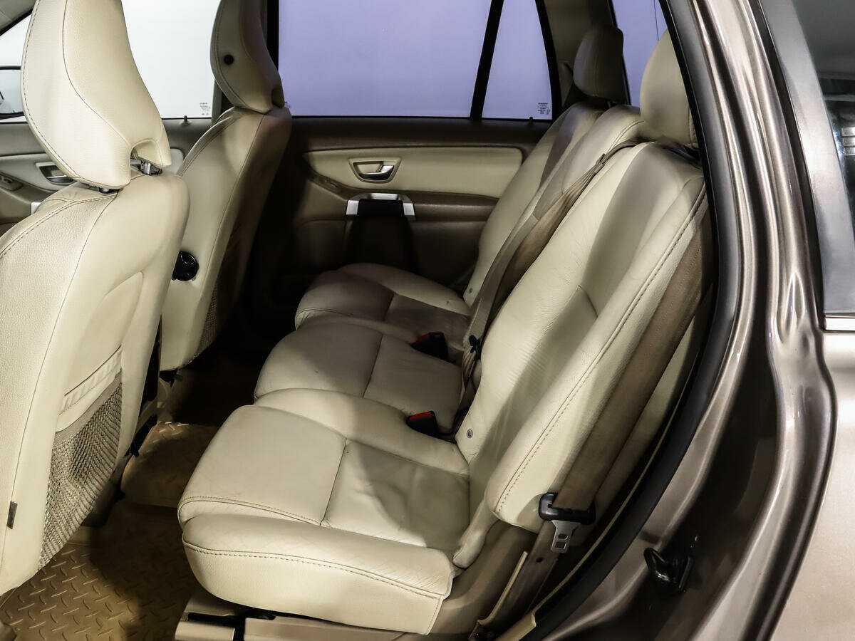 Volvo XC90 с пробегом — 2008 год. Фото: #10