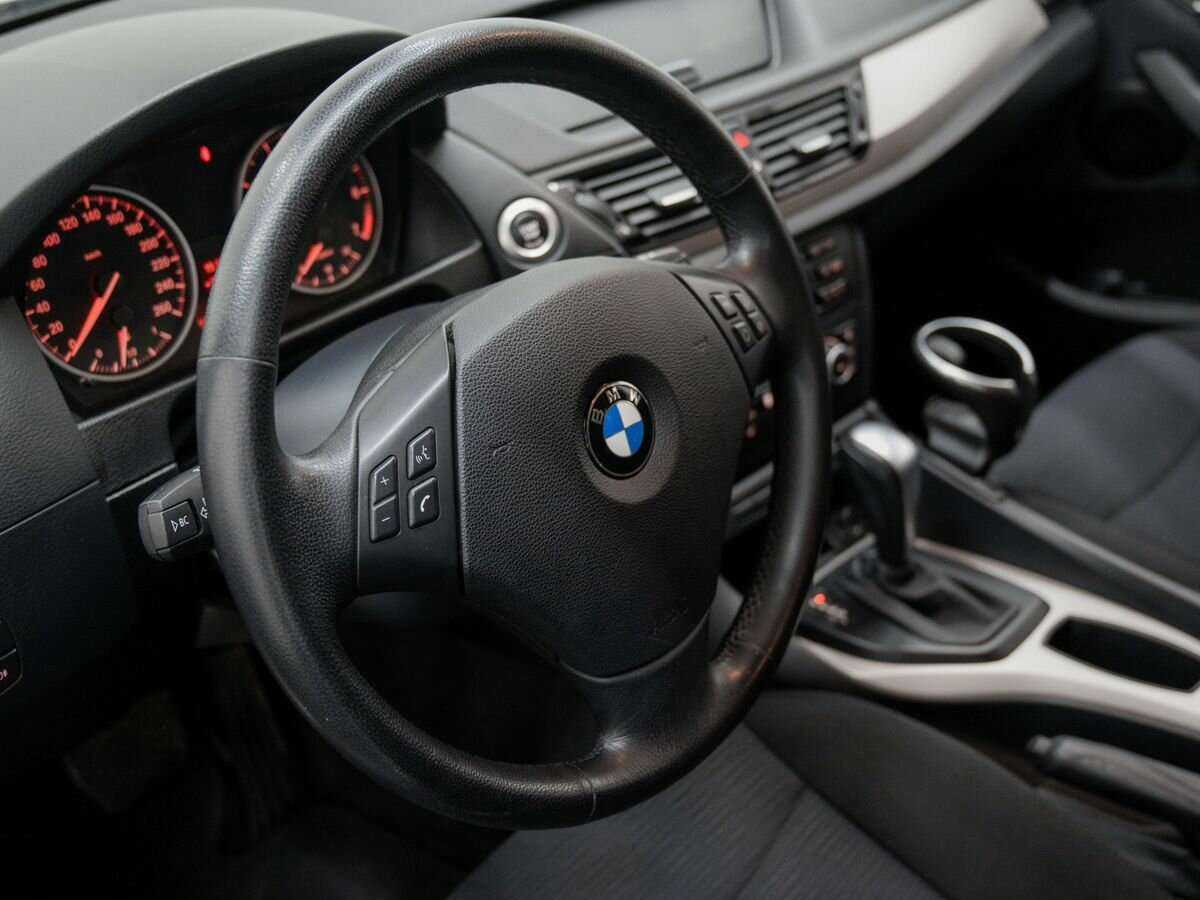 BMW X1 с пробегом — 2013 год. Фото: #16