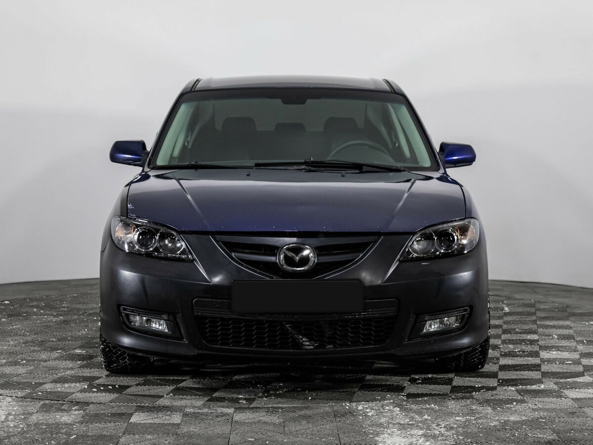 Mazda 3 с пробегом — 2006 год. Фото: #1