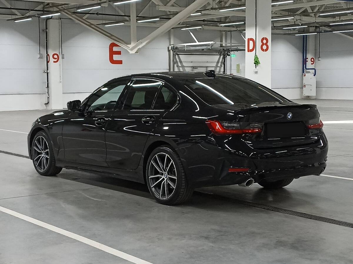 BMW 3 серии с пробегом — 2019 год. Фото: #6