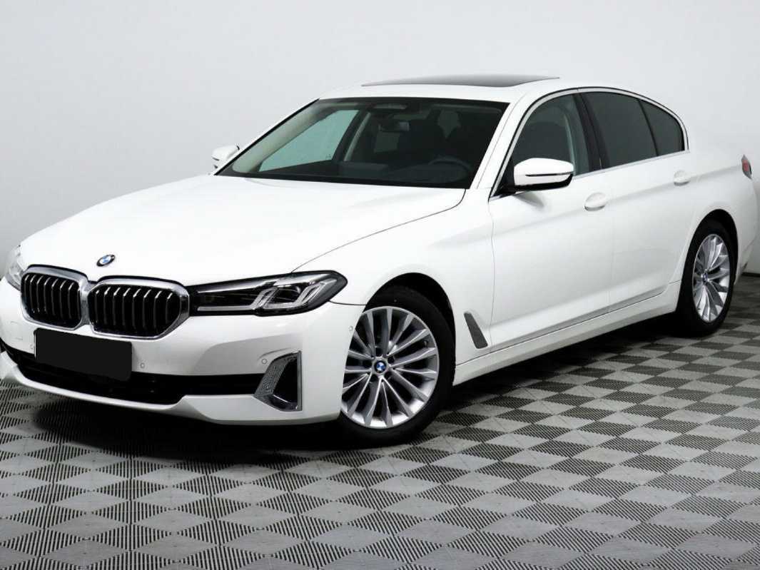 BMW 5 серии с пробегом — 2022 год. Фото: #0
