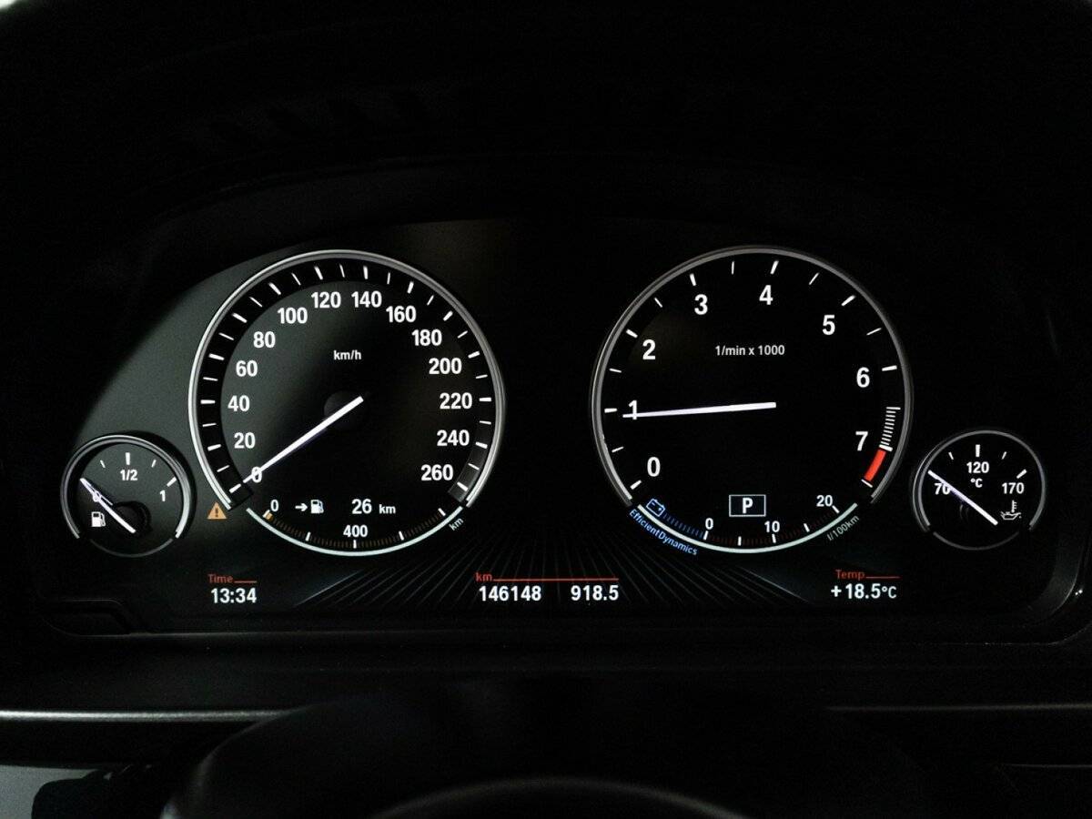 BMW 5 серии с пробегом — 2014 год. Фото: #11