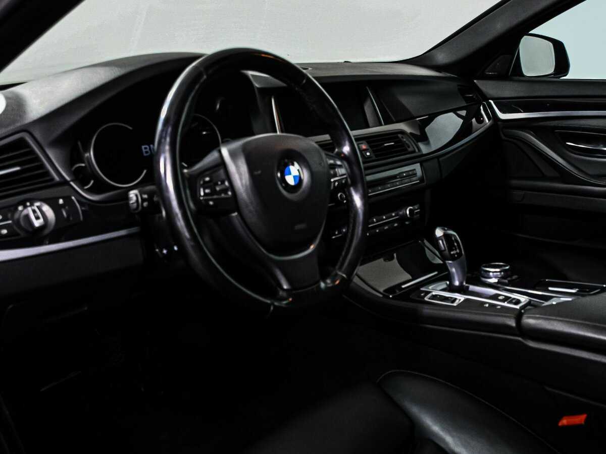 BMW 5 серии с пробегом — 2016 год. Фото: #11