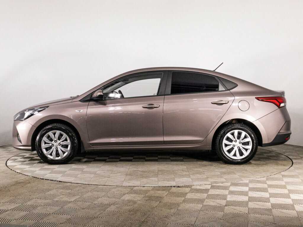 Hyundai Solaris с пробегом — 2020 год. Фото: #7