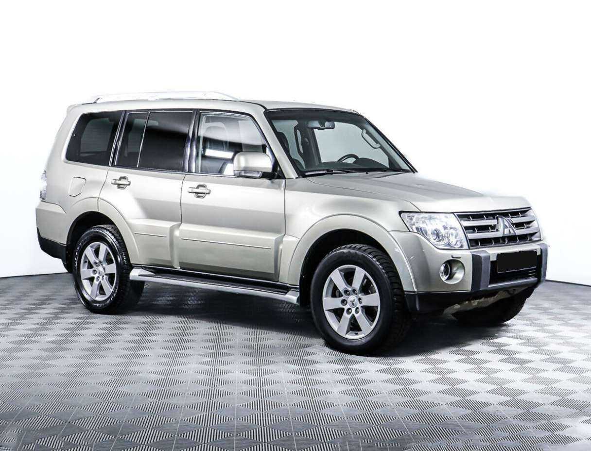 Mitsubishi Pajero с пробегом — 2008 год. Фото: #2