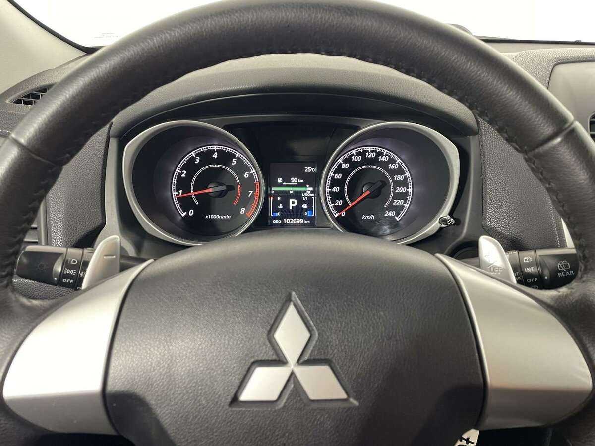 Mitsubishi ASX с пробегом — 2012 год. Фото: #10