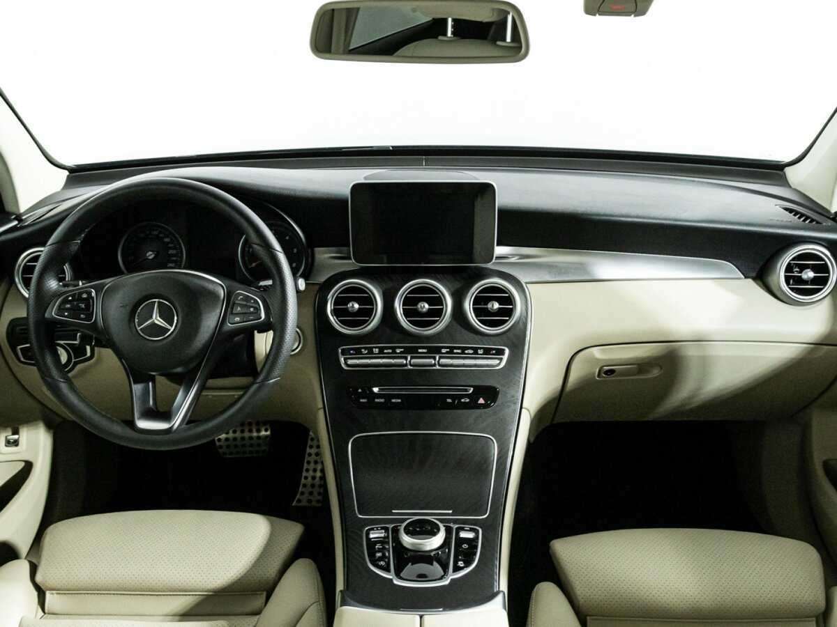 Mercedes-Benz GLC с пробегом — 2019 год. Фото: #12