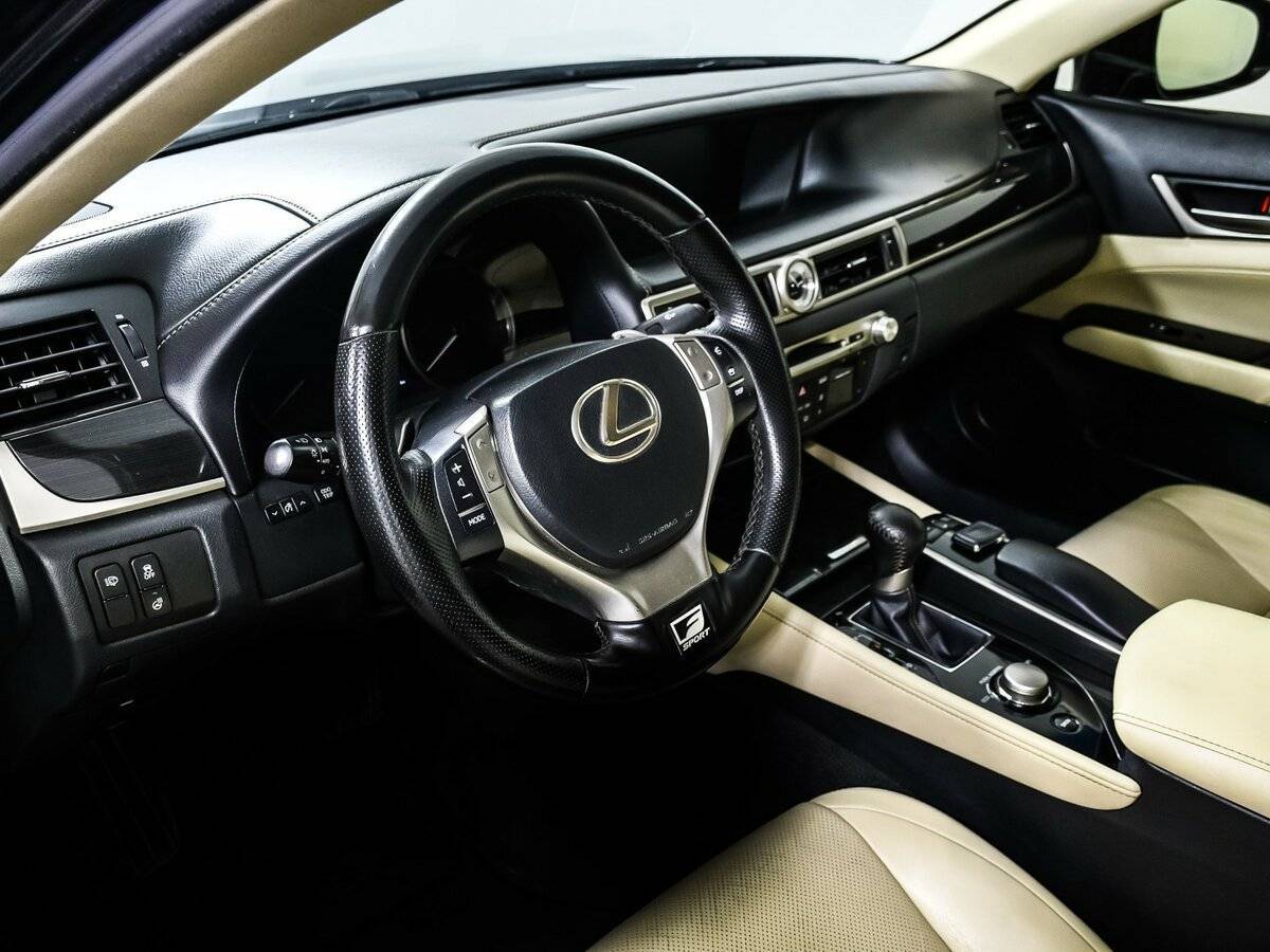 Lexus GS с пробегом — 2014 год. Фото: #12