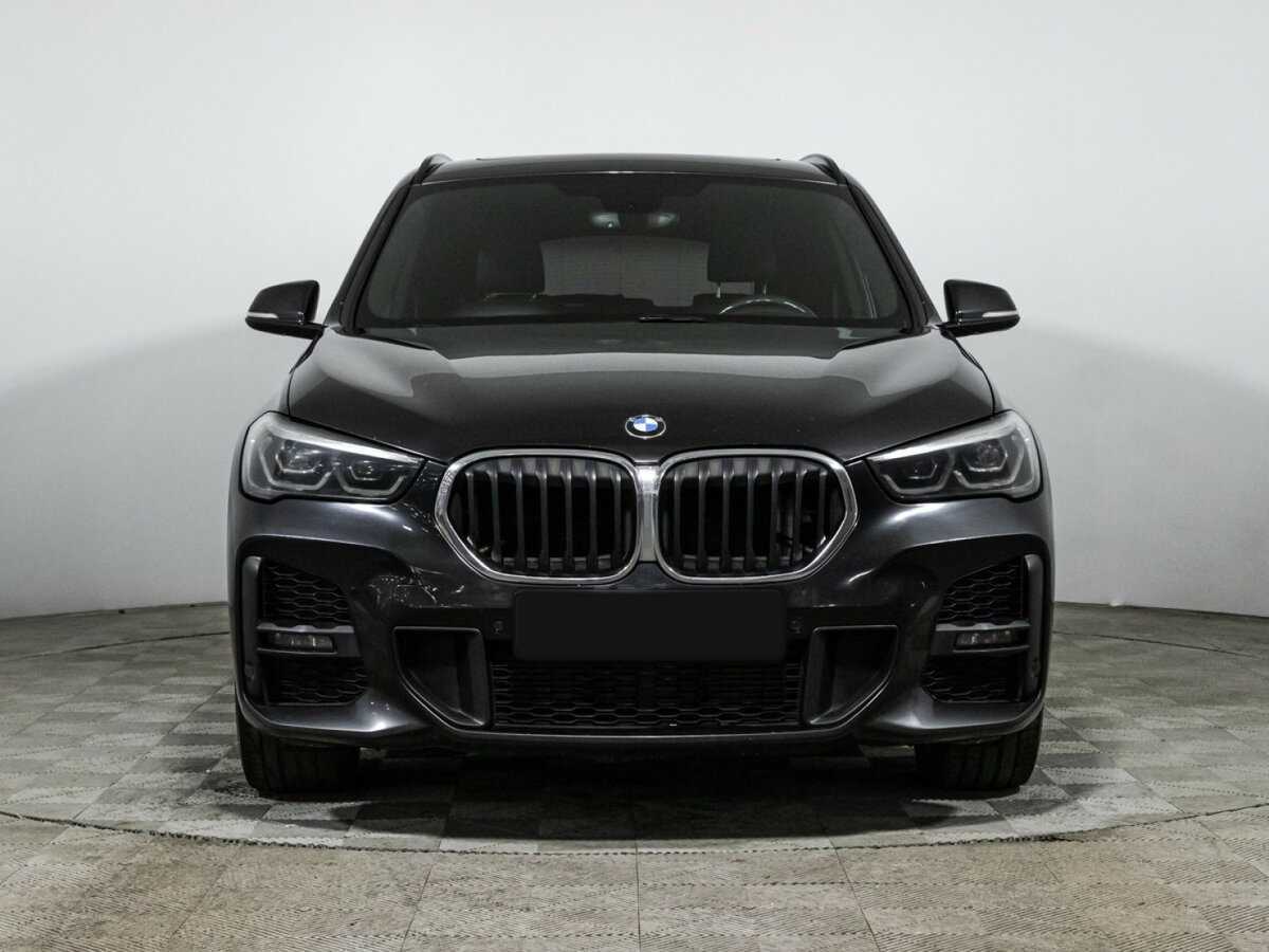 BMW X1 с пробегом — 2021 год. Фото: #1