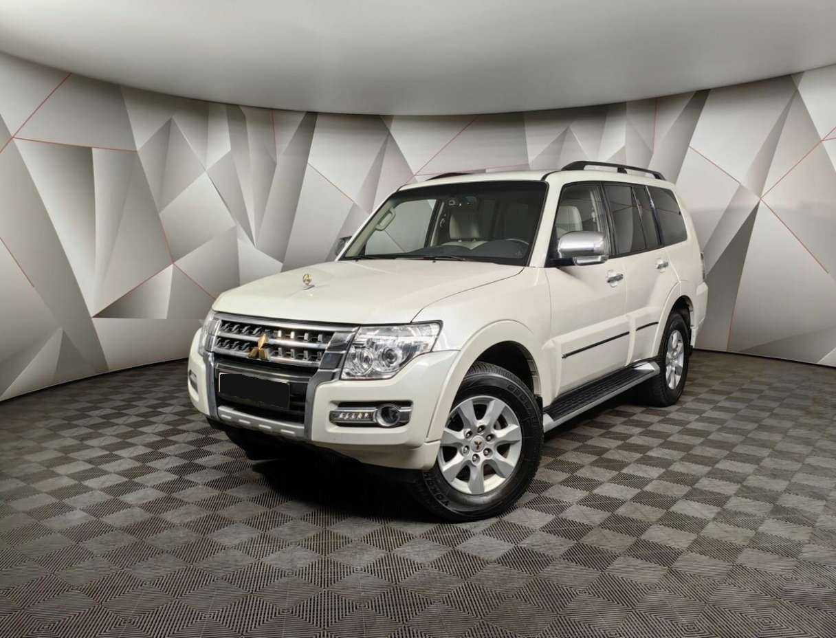 Mitsubishi Pajero с пробегом — 2021 год. Фото: #0