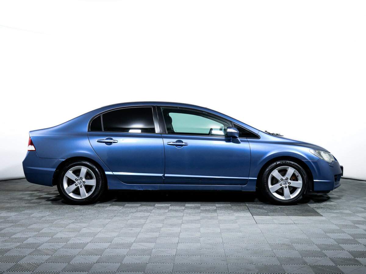 Honda Civic с пробегом — 2009 год. Фото: #3