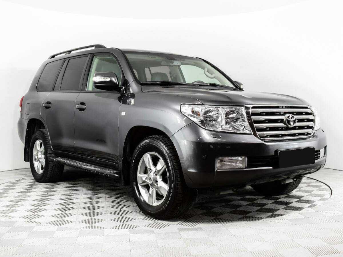 Toyota Land Cruiser с пробегом — 2010 год. Фото: #1