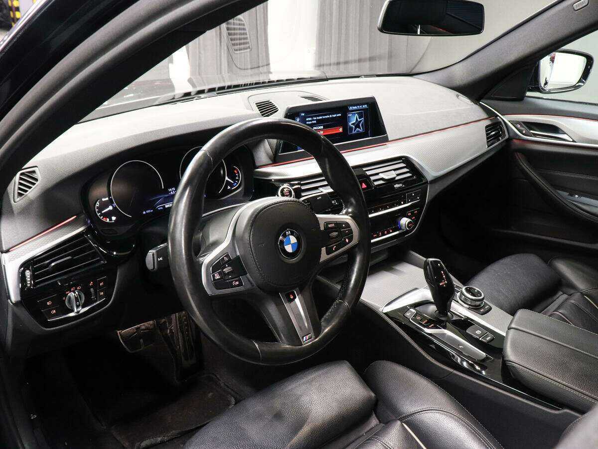BMW 5 серии с пробегом — 2017 год. Фото: #7