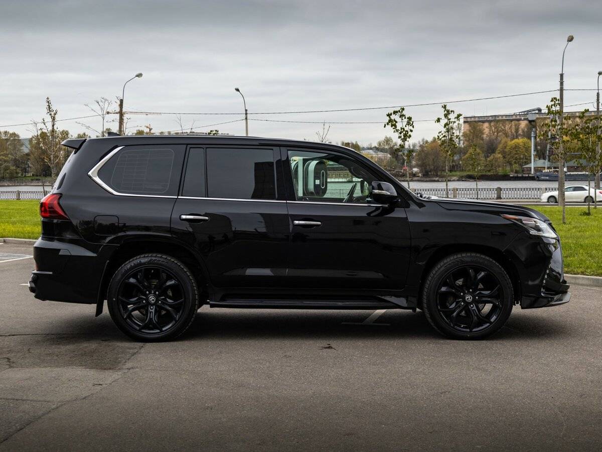 Lexus LX с пробегом — 2018 год. Фото: #5