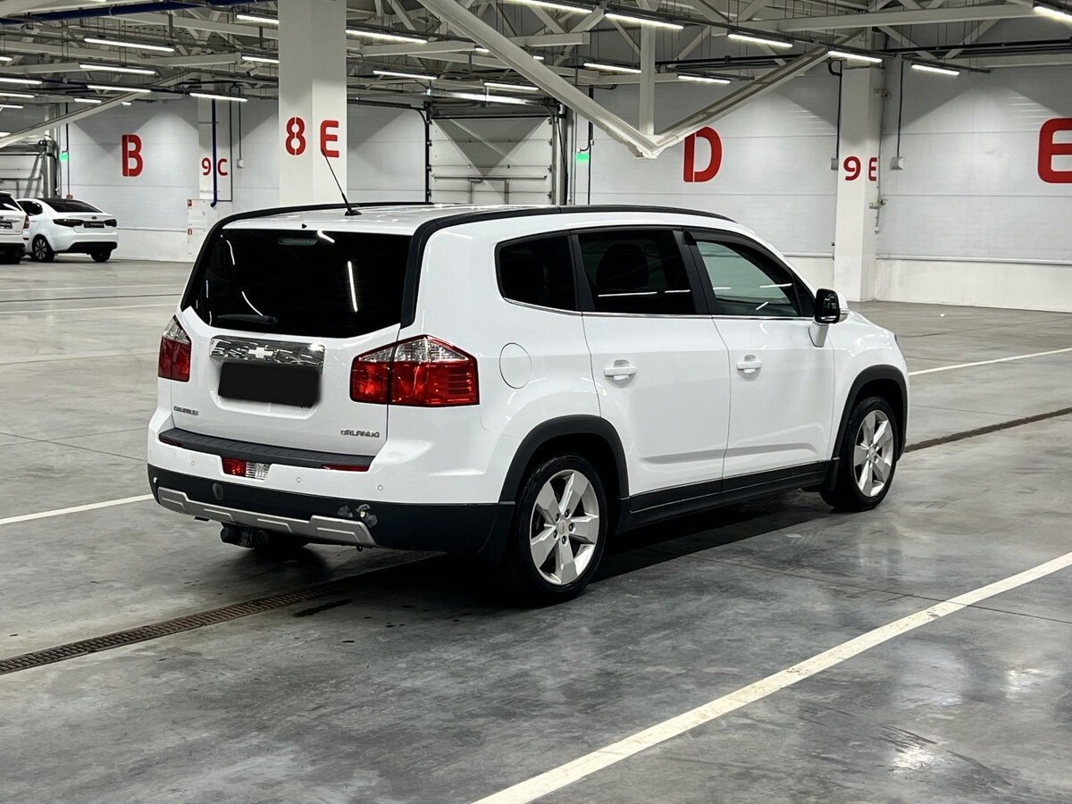 Chevrolet Orlando с пробегом — 2014 год. Фото: #4