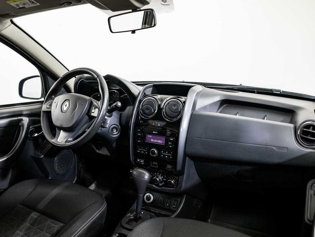 Renault Duster с пробегом — 2017 год. Фото: #8