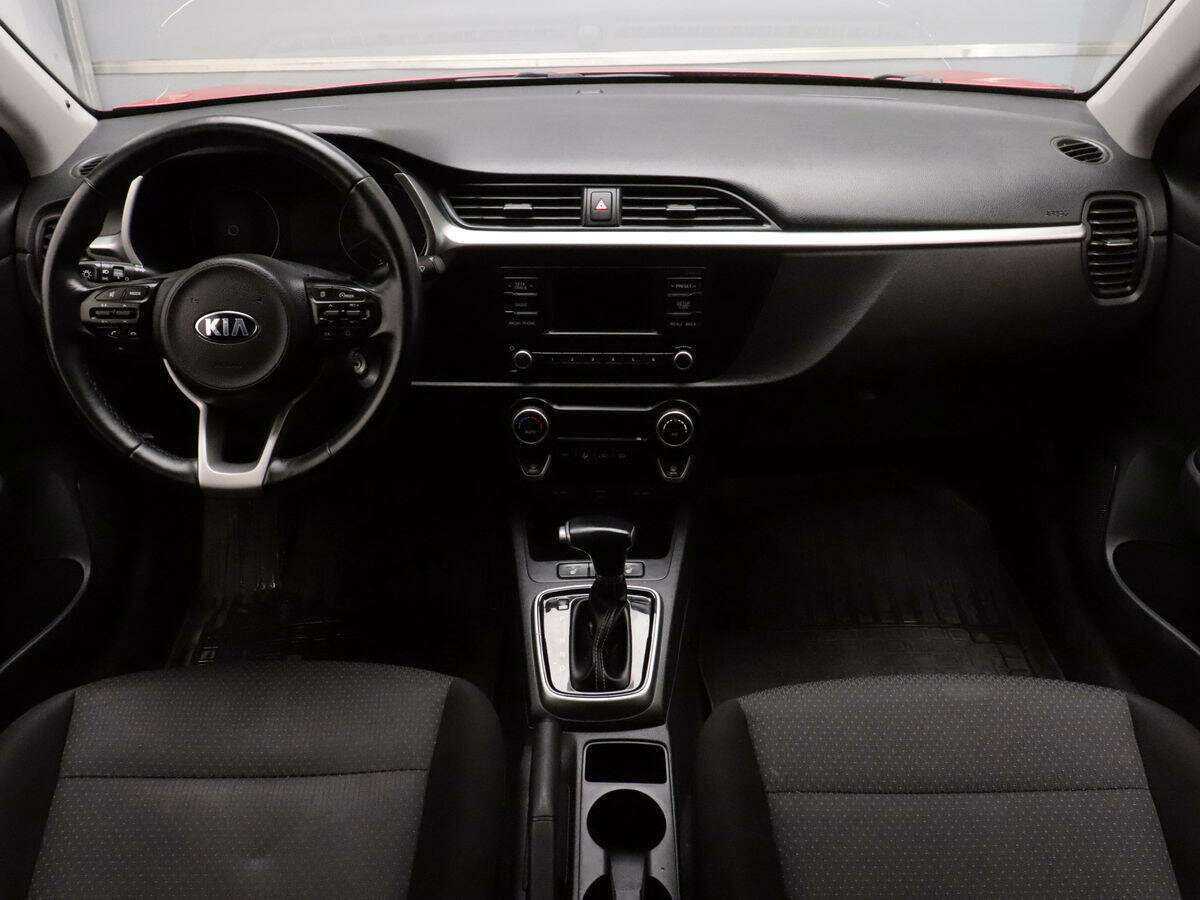 Kia Rio с пробегом — 2020 год. Фото: #8