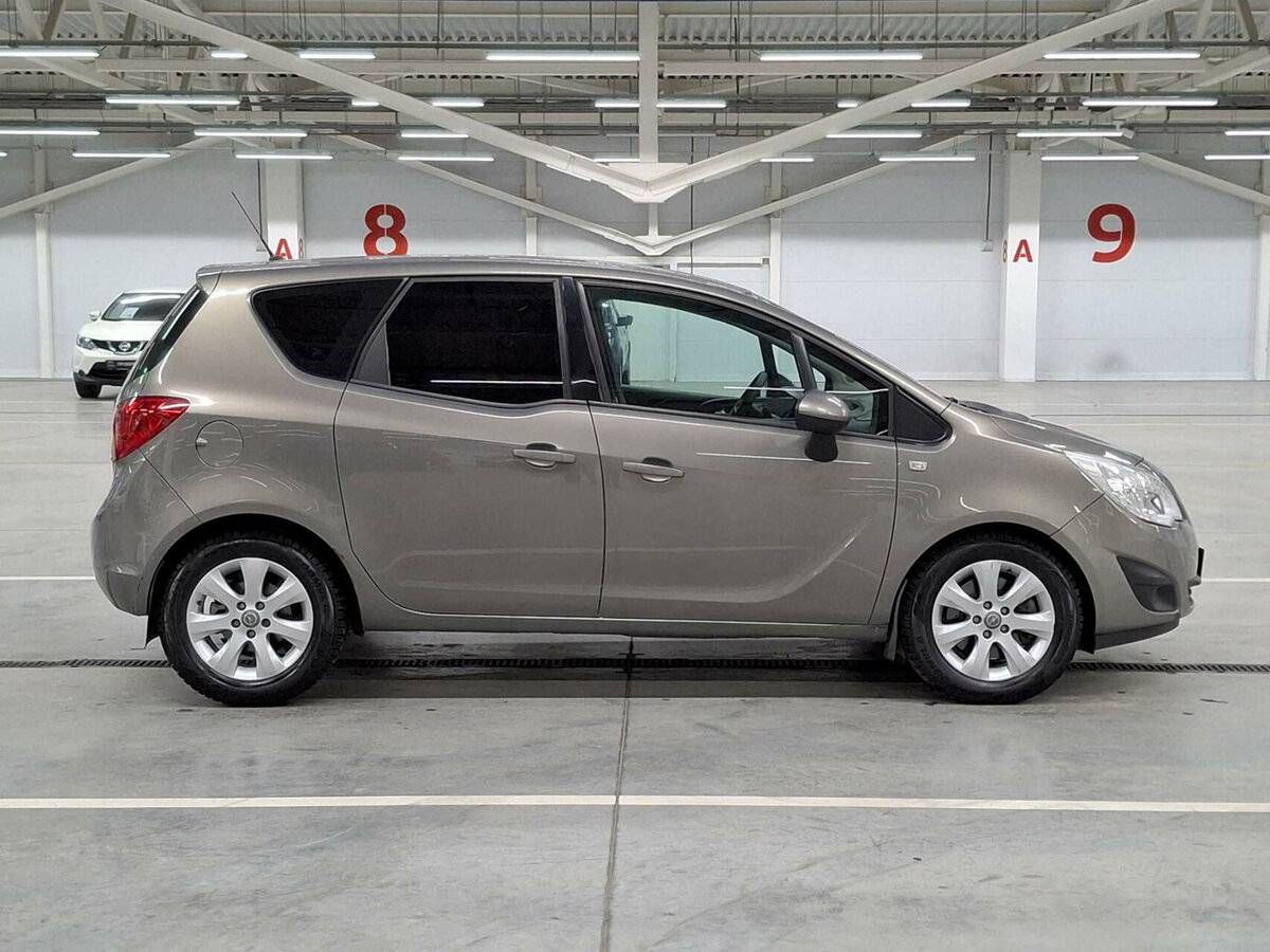 Opel Meriva с пробегом — 2012 год. Фото: #3