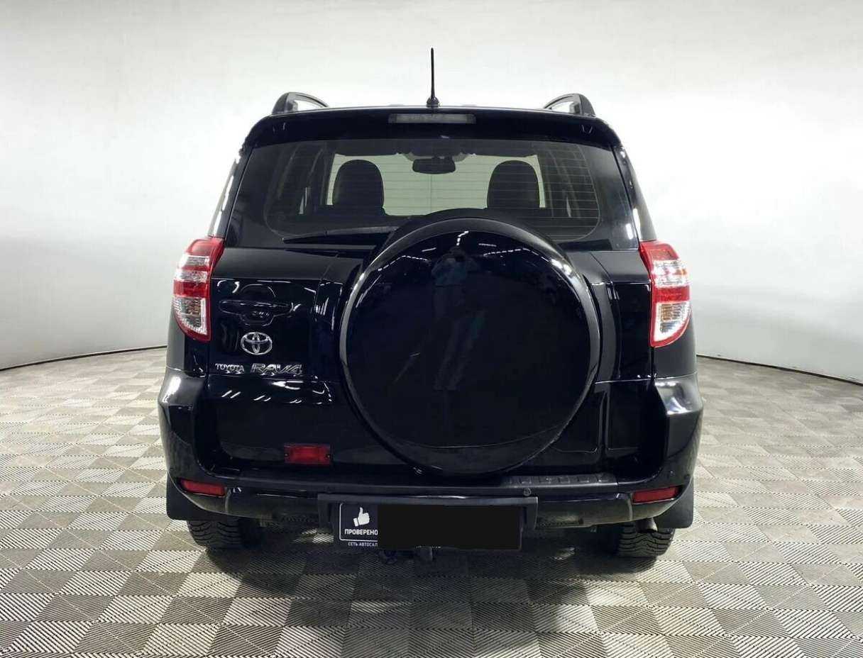 Toyota RAV4 с пробегом — 2008 год. Фото: #4