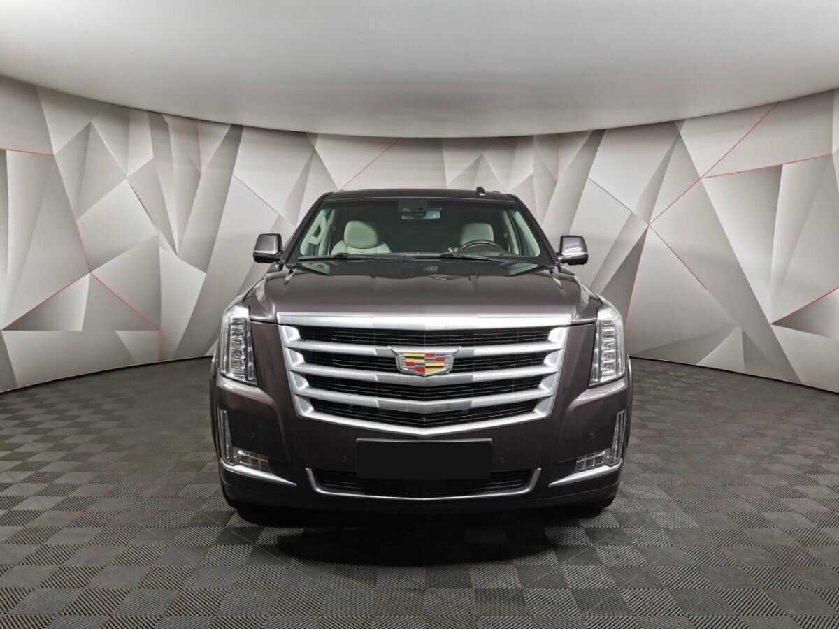 Cadillac Escalade с пробегом — 2015 год. Фото: #6