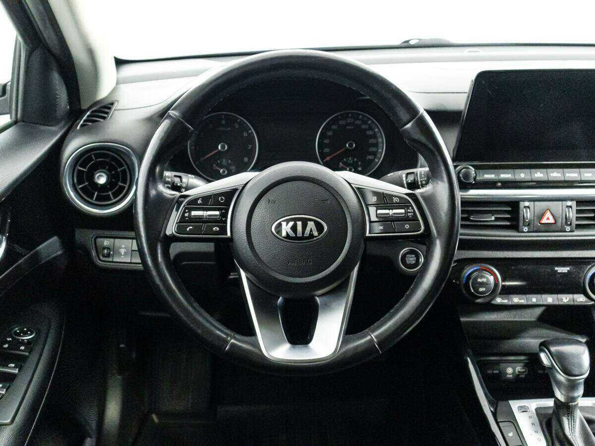 Kia Cerato с пробегом — 2020 год. Фото: #23