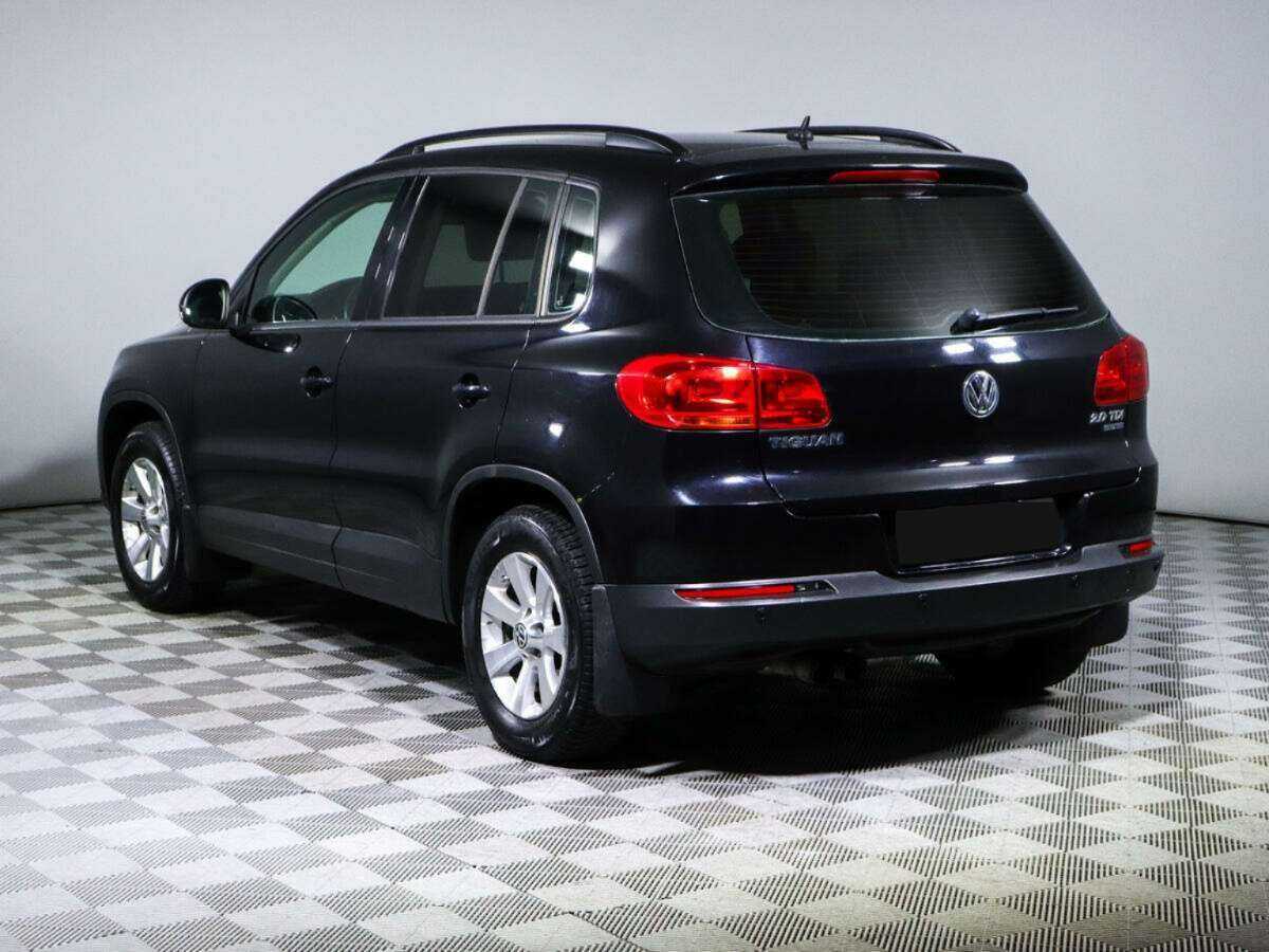 Volkswagen Tiguan с пробегом — 2012 год. Фото: #6