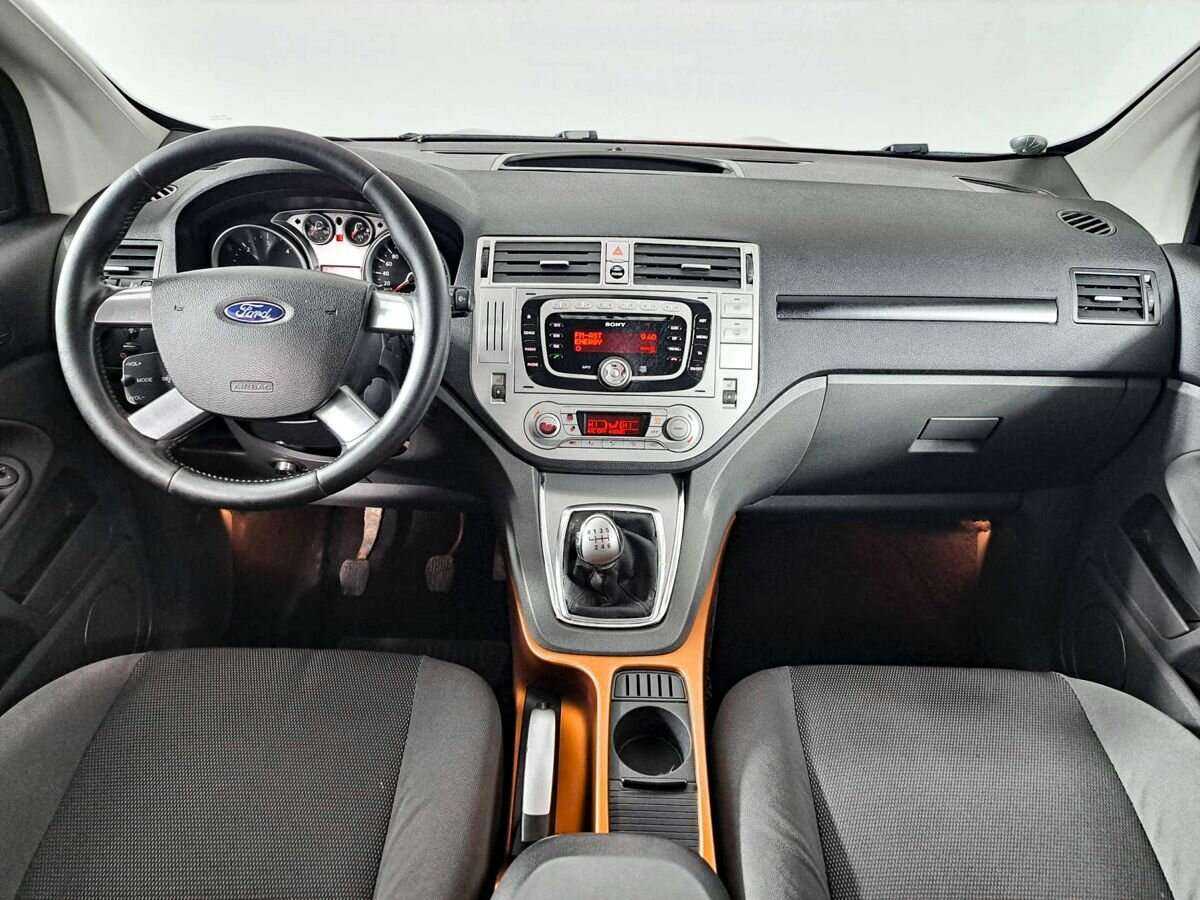 Ford Kuga с пробегом — 2008 год. Фото: #11