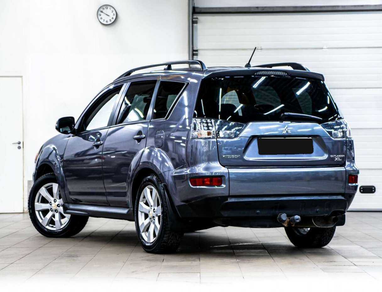 Mitsubishi Outlander с пробегом — 2011 год. Фото: #3
