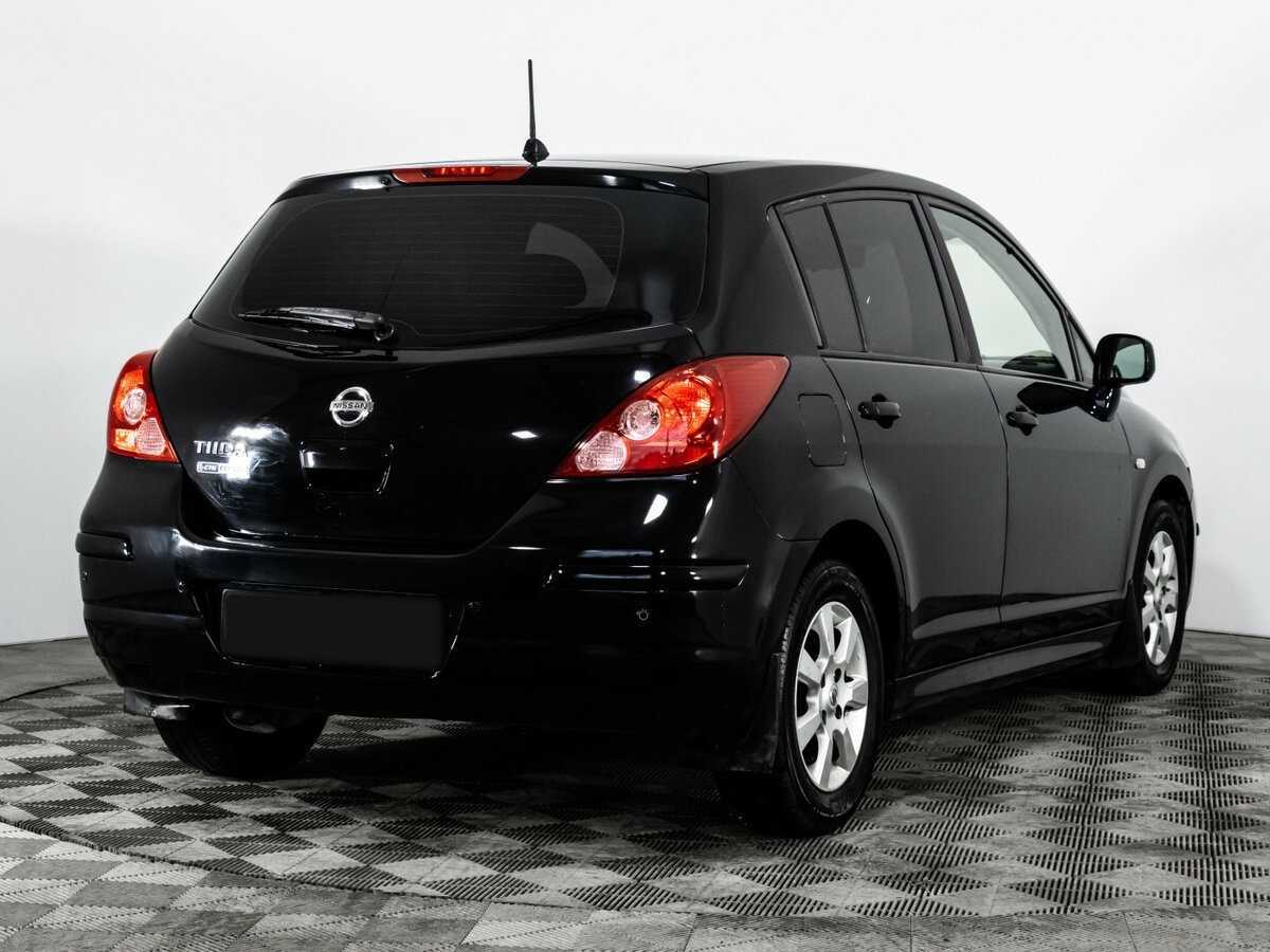 Nissan Tiida с пробегом — 2011 год. Фото: #3