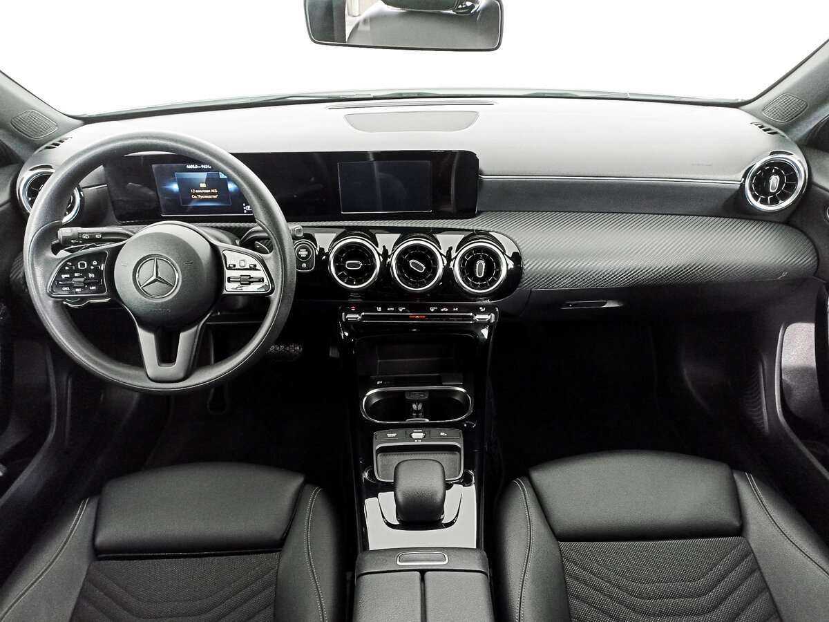 Mercedes-Benz A-Класс с пробегом — 2018 год. Фото: #11