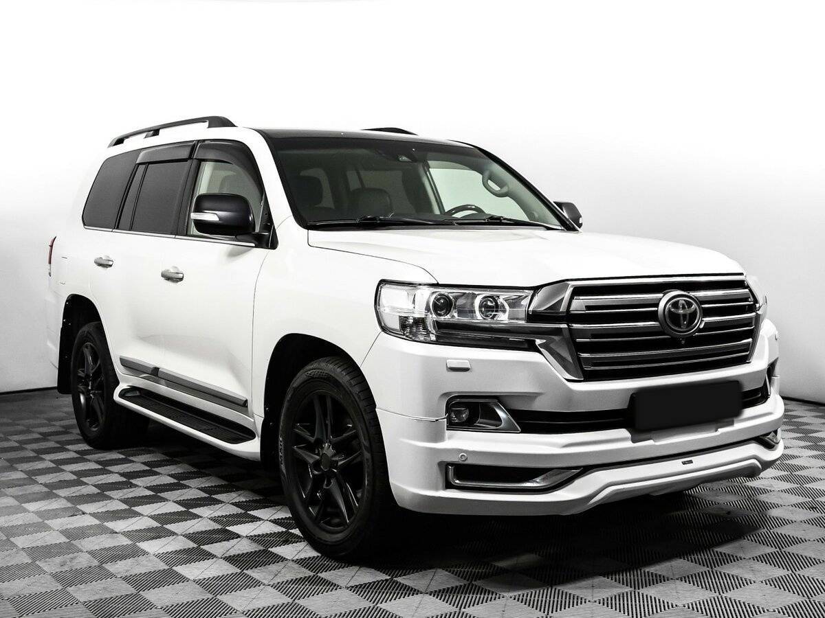 Toyota Land Cruiser с пробегом — 2015 год. Фото: #2