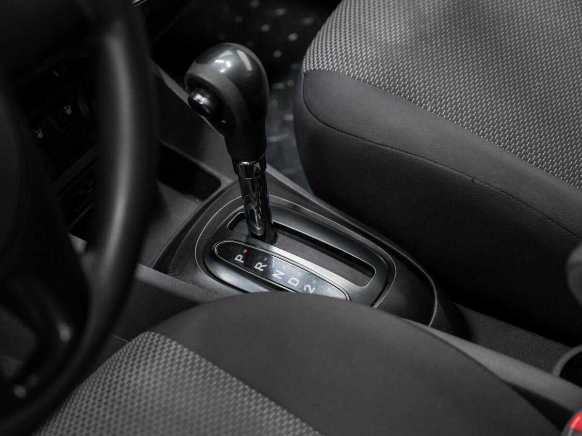 Kia Rio с пробегом — 2011 год. Фото: #15