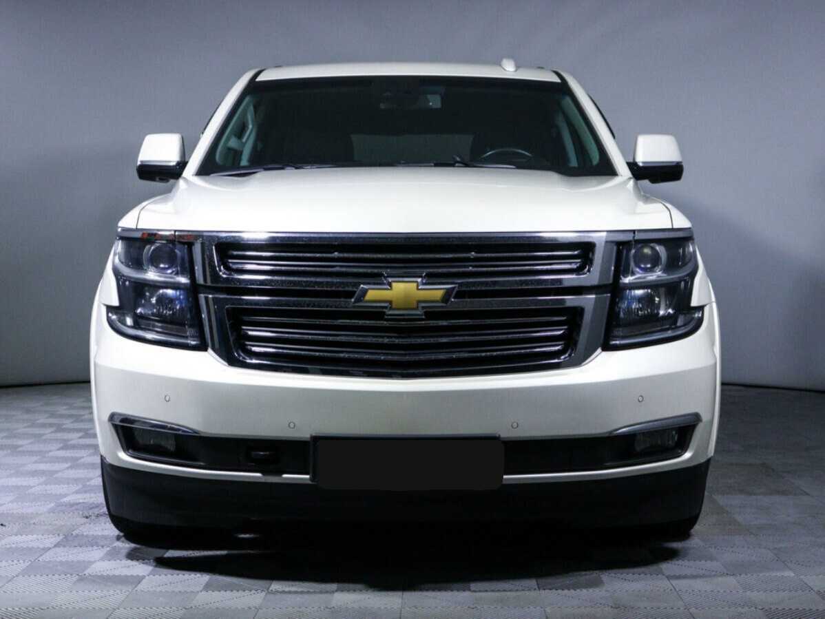 Chevrolet Tahoe с пробегом — 2015 год. Фото: #1